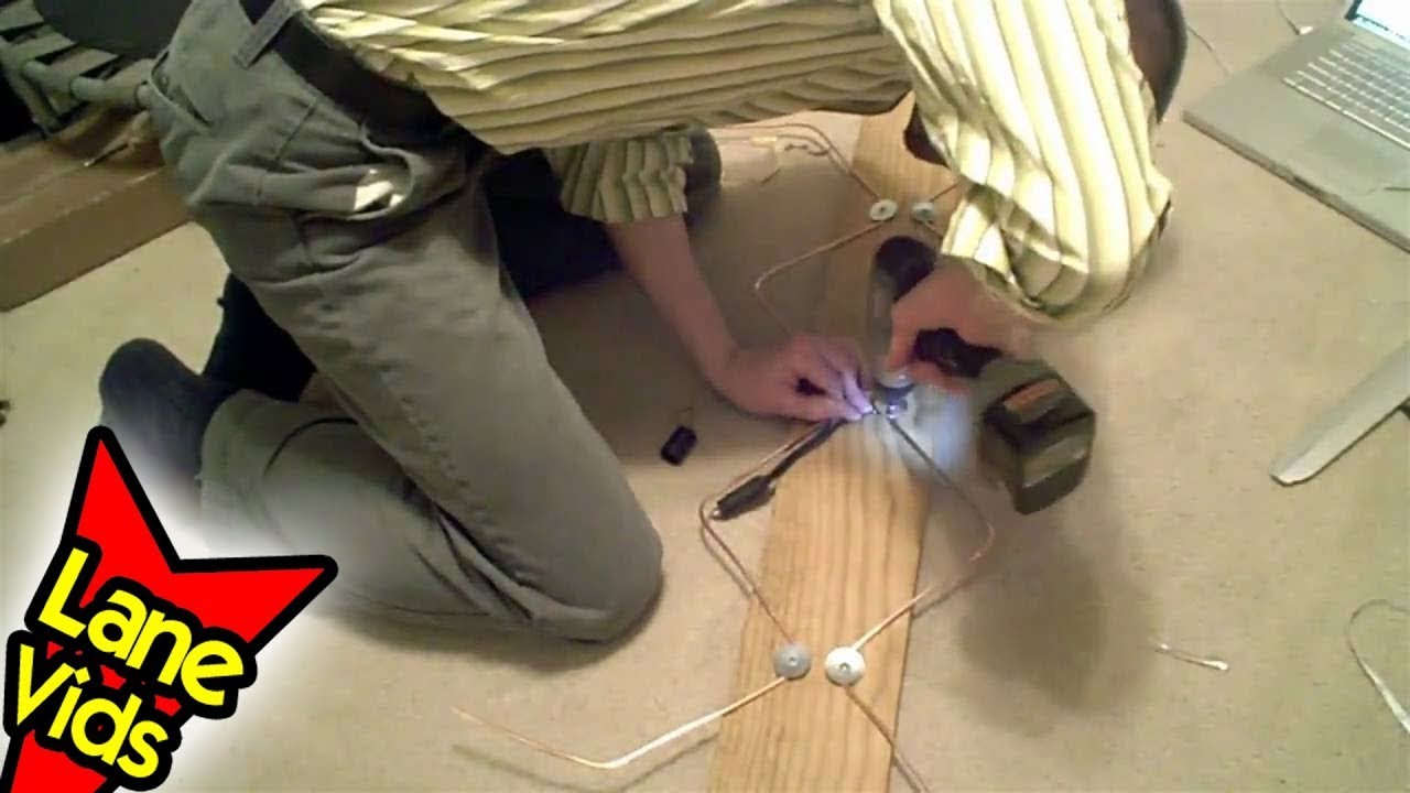 How To BUILD The BEST HDTV ANTENNA! | Homemade HDTV Antenna DIY