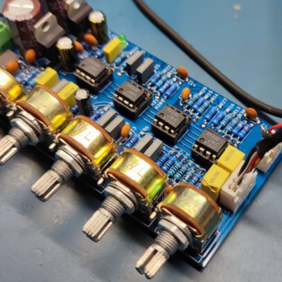 Circuit Preamplifier 2.1 Stereo Tone Control + Subwoofer